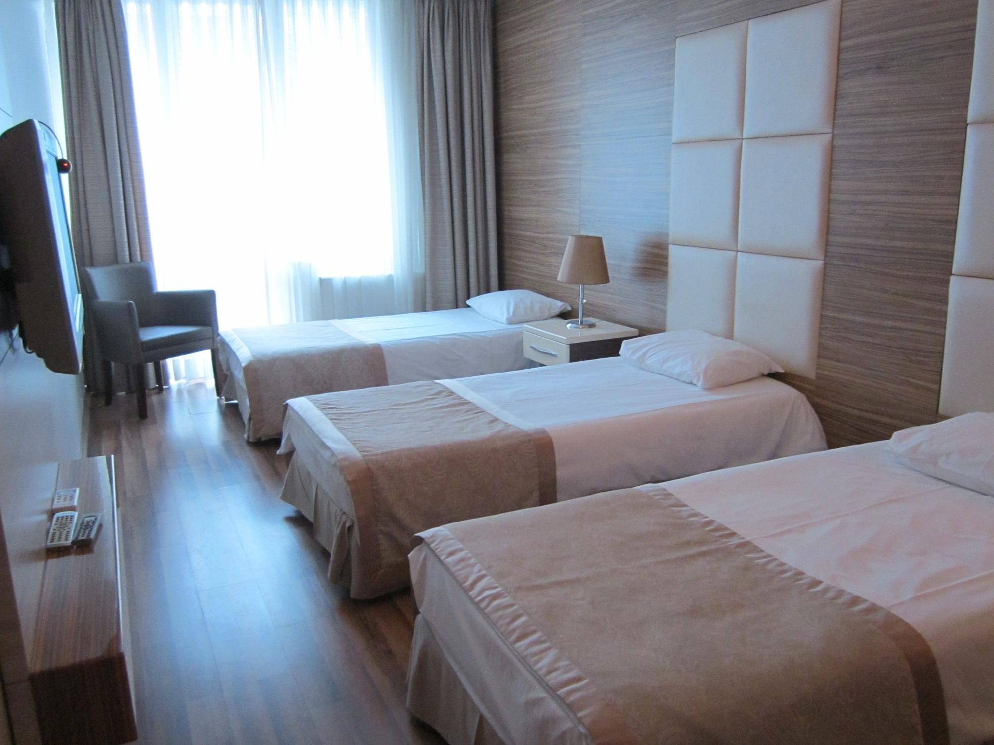เดอร์ปา สวีท โฮเต็ล Hotel อิสตันบูล ภายนอก รูปภาพ