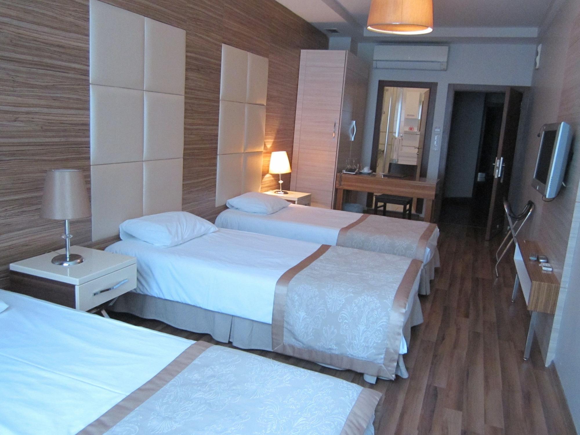 เดอร์ปา สวีท โฮเต็ล Hotel อิสตันบูล ภายนอก รูปภาพ