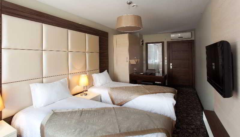 เดอร์ปา สวีท โฮเต็ล Hotel อิสตันบูล ภายนอก รูปภาพ