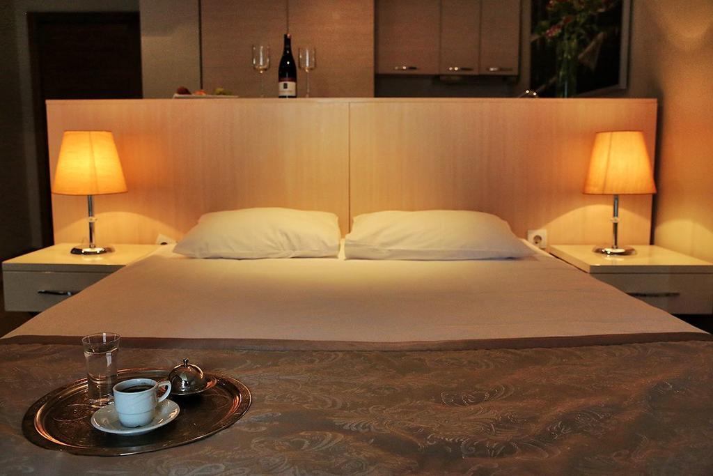 เดอร์ปา สวีท โฮเต็ล Hotel อิสตันบูล ภายนอก รูปภาพ